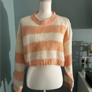 EUC VERNACULAR angora Cream and Pink Women's Crop Sweater small